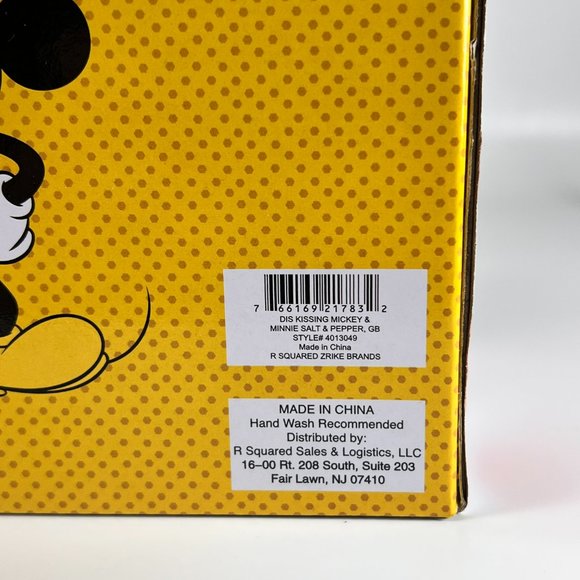 Disney Kissing Mickey Minnie Mouse Ceramic Salt Pepper Shakers Set of 2 - Picture 14 of 14